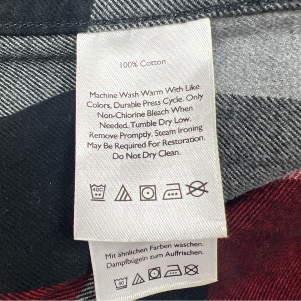 Eddie Bauer Flannel Shirt Men’s Medium Red Black Gray Buffalo‎ Plaid Classic fit - Picture 7 of 7